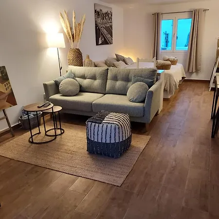Hestia Apartment *